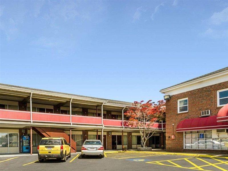 Econolodge Framingham-Boston Bagian luar foto
