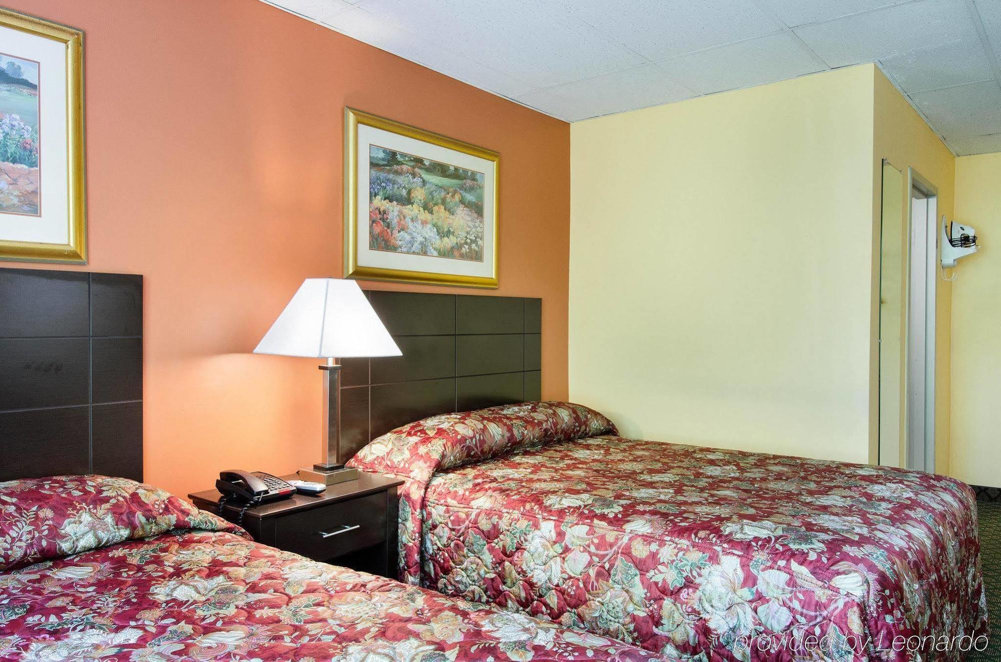 Econolodge Framingham-Boston Bagian luar foto